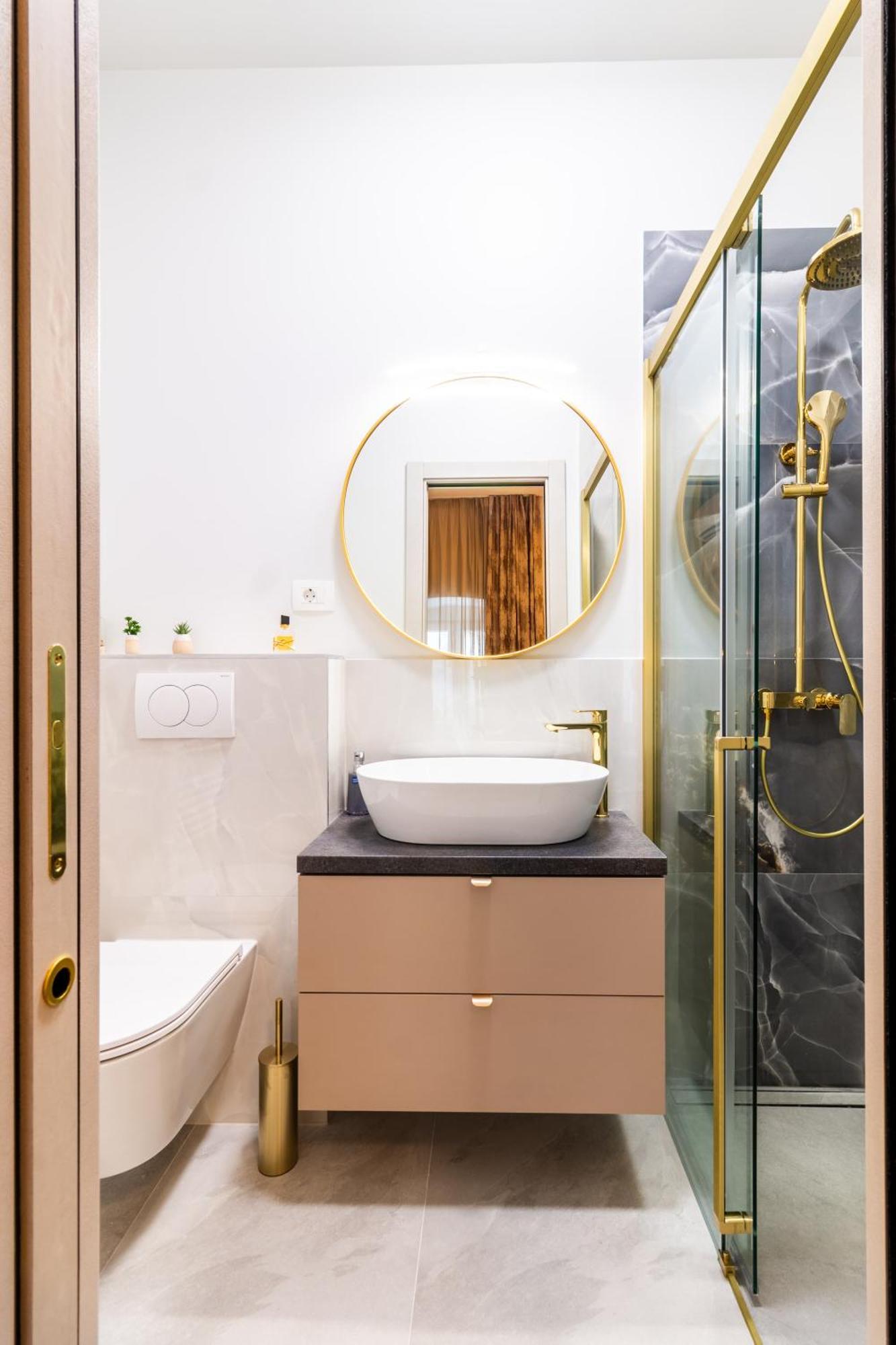 Luxury 2 Bedroom-2 Bathroom Apartment & Studio App With Rooftop Terrace Спліт Екстер'єр фото